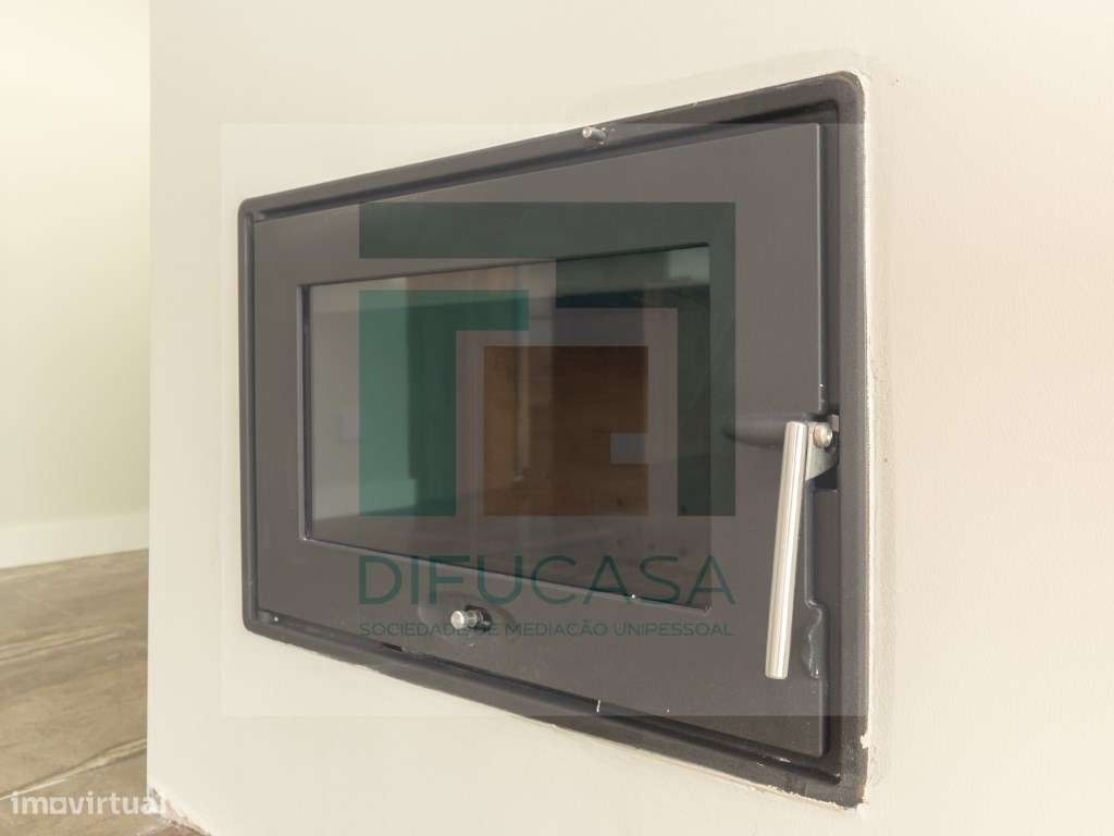 R128 Moradia T6 Azeitão-11