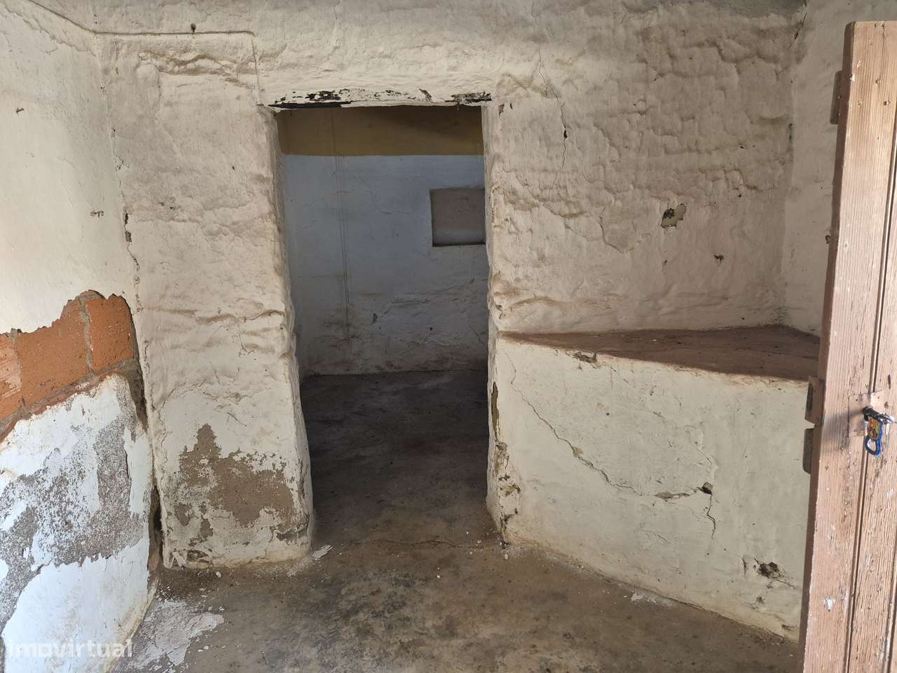 Moradia terrea com logradouro na Aldeia dos Fernandes.RESERVADO - Grande imagem: 4/12