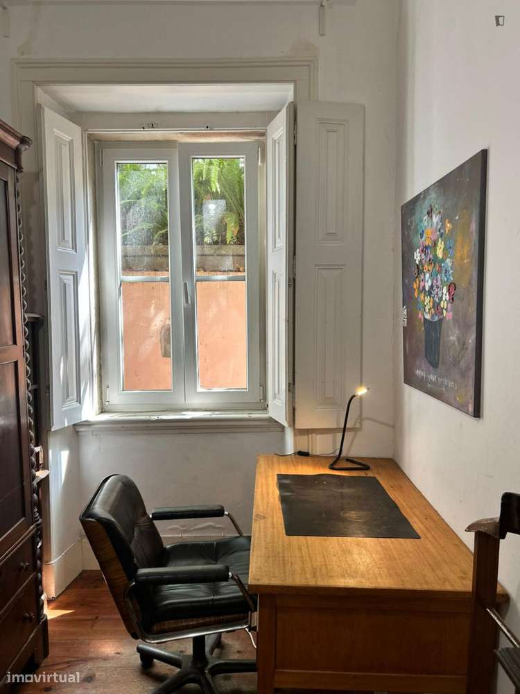 Quarto - localizado em Alcântara Lisbon - Grande imagem: 5/7