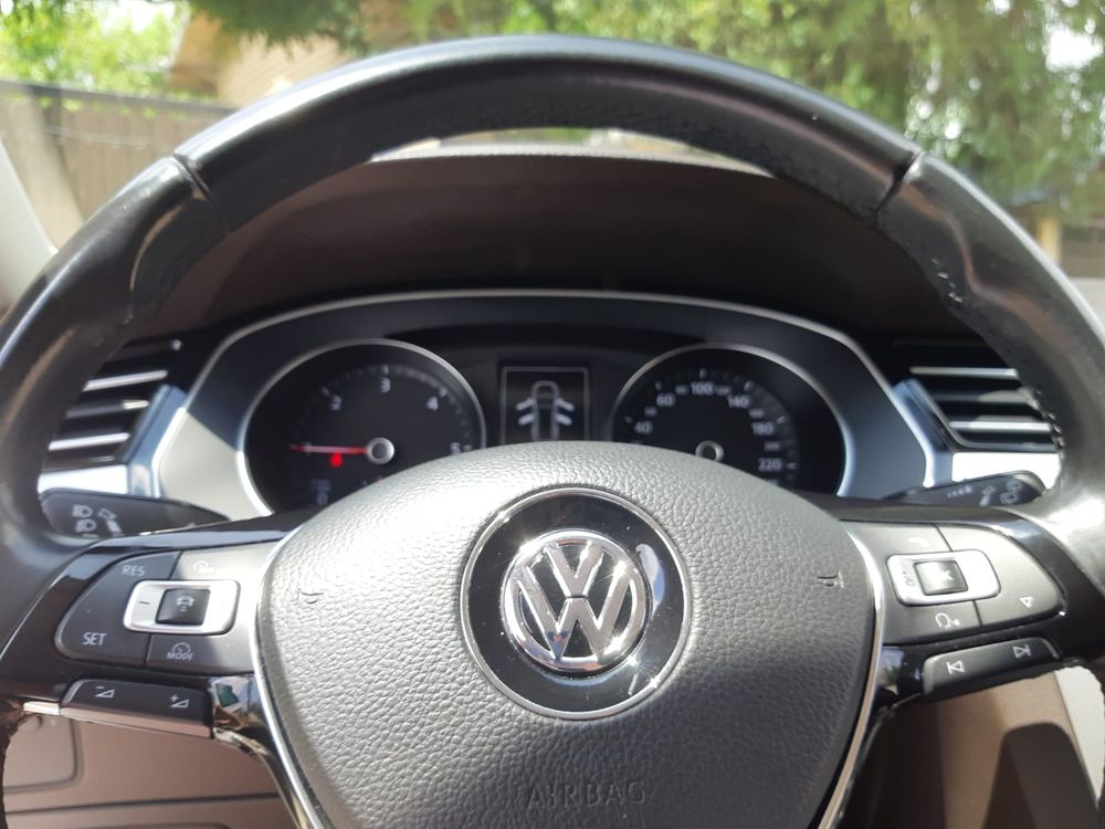 Volkswagen Passat B8 [2014 - Prezent] 2.0 TDI Trendline 2016
