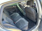 VW Golf 2.0 TDI Highline DSG - 9