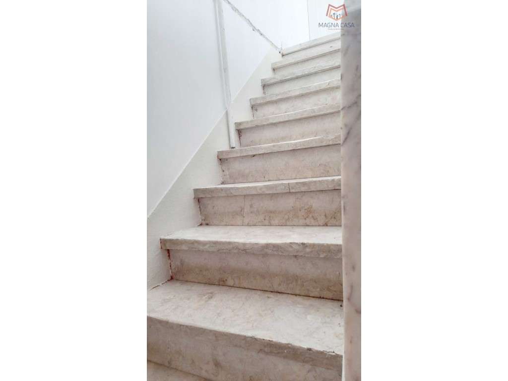 LOJA / ESPAÇO COMERCIAL (toda remodelada), Multifunções, para VENDA... - Grande imagem: 4/20