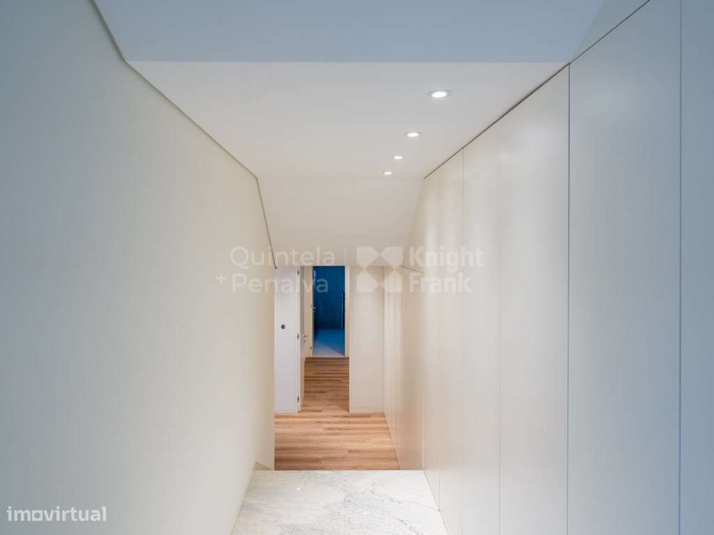 Moradia T7 com jardim e piscina na Verdizela-31