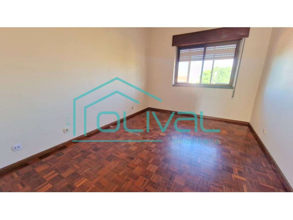 Apartamento T3 Samora Correia-10