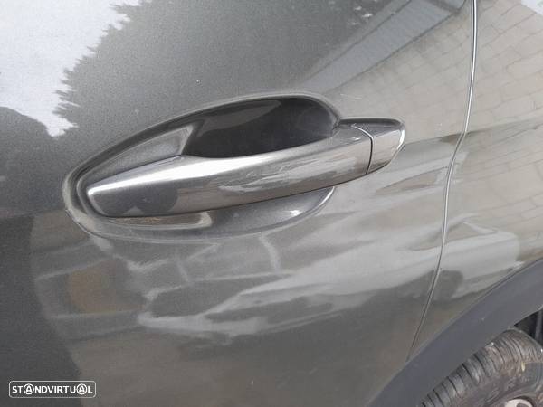 Puxador / Muleta Exterior Tras Esquerdo Peugeot 3008 Suv (M_) - 1