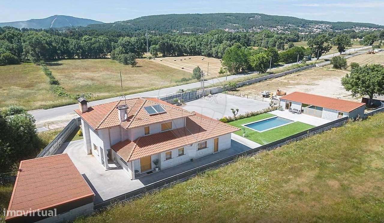 Moradia T5 para venda - Grande imagem: 2/49