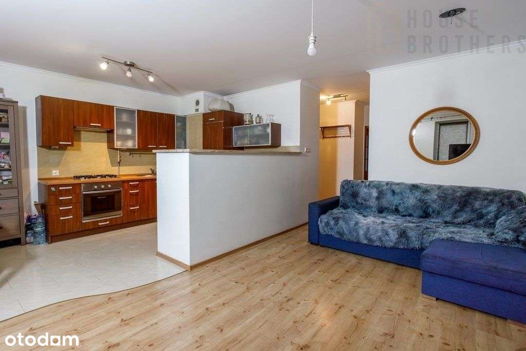 Na sprzedaż mieszkanie III p. 51 m2-0