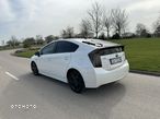 Toyota Prius 1.8 HSD Sol - 8