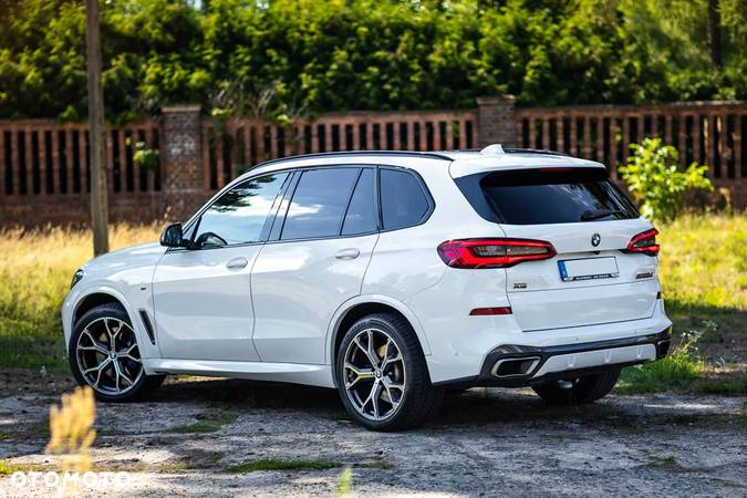 BMW X5 M M50d - 12