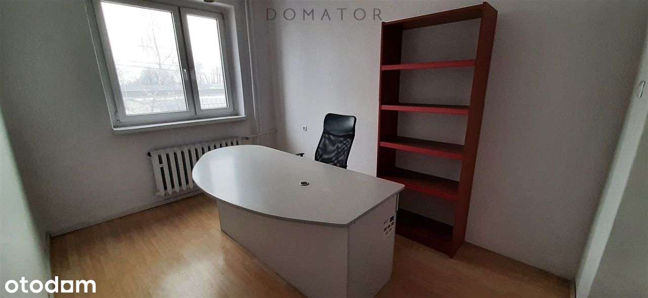 Biurowiec z parkingiem pod inwestycję-14