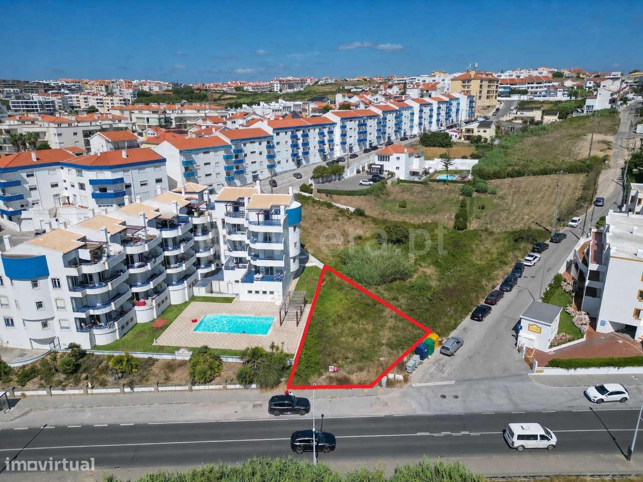 Lote com 392m2, Carvoeira, Mafra