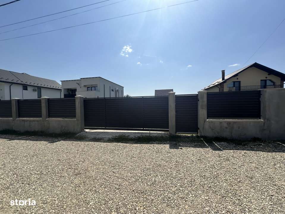 Teren imprejmuit + gard zona Magic Trivale - Imagine principală: 1/3