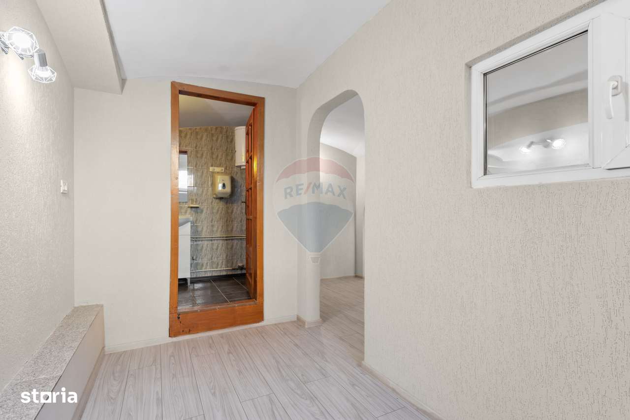 Spațiu comercial 70 mpc de vanzare pe Strada Marasesti - Imagine principală: 5/6