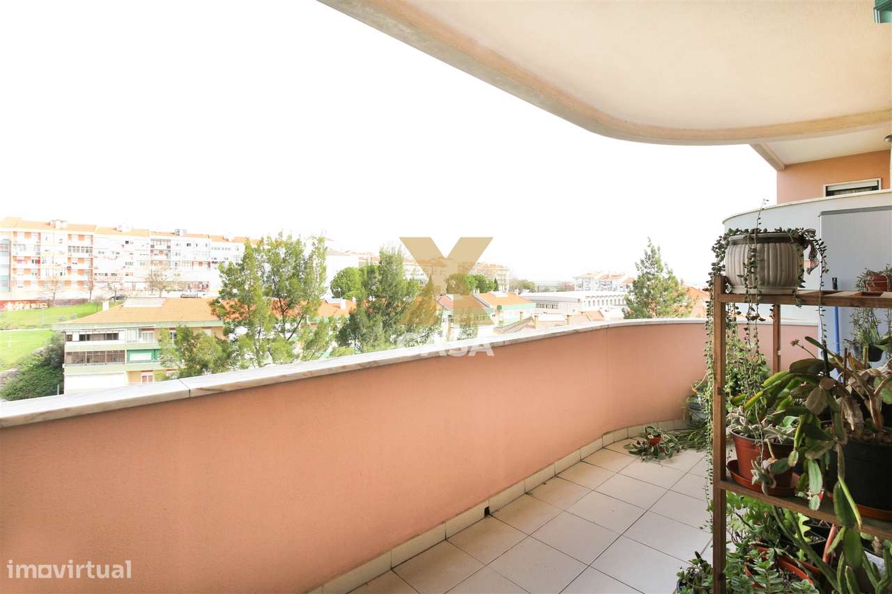 Apartamento T3 Venda em Póvoa de Santa Iria e Forte da Casa,Vila Franc-9