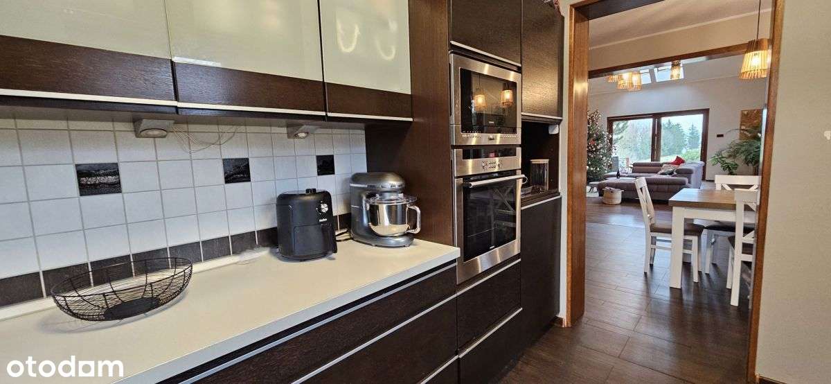 Dom na dużej działce, z bezpośrednim dojściem do jeziora!-11