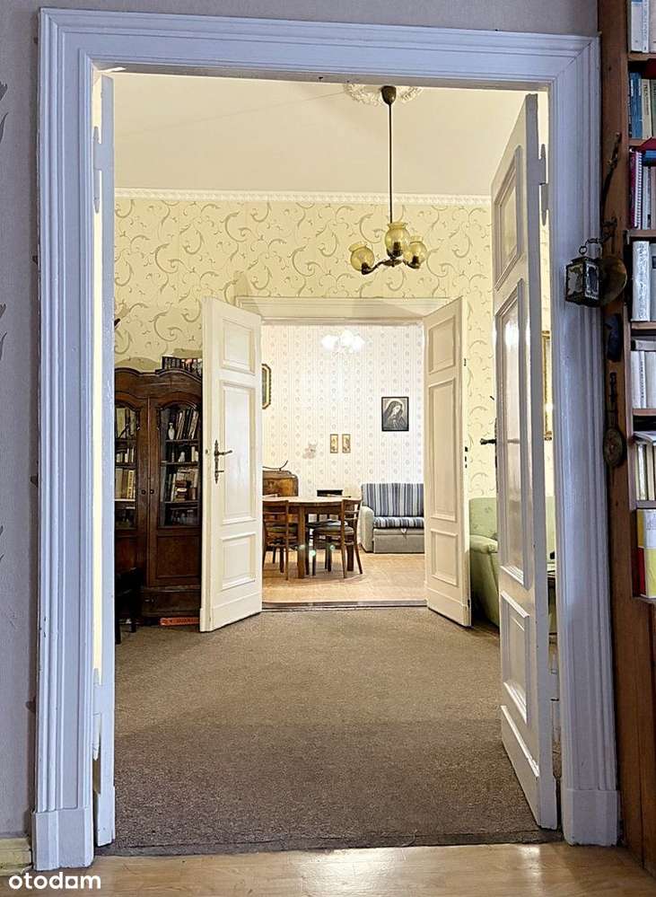 Duże mieszkanie w pięknej kamienicy na Łazarzu - Pełny obrazek: 2/20