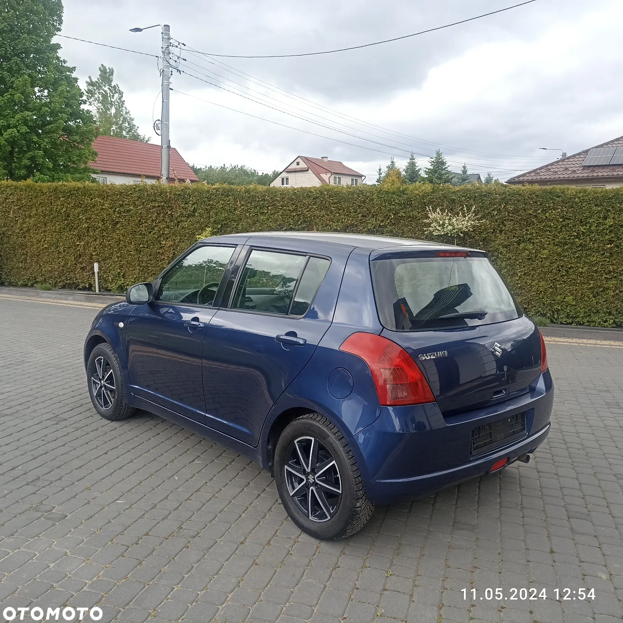 Suzuki Swift 1.3 Club - 4