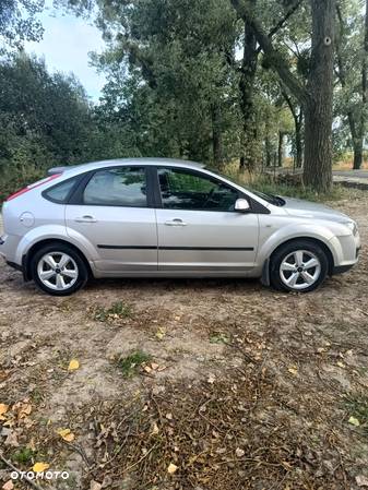 Ford Focus 1.6 Silver X - 2