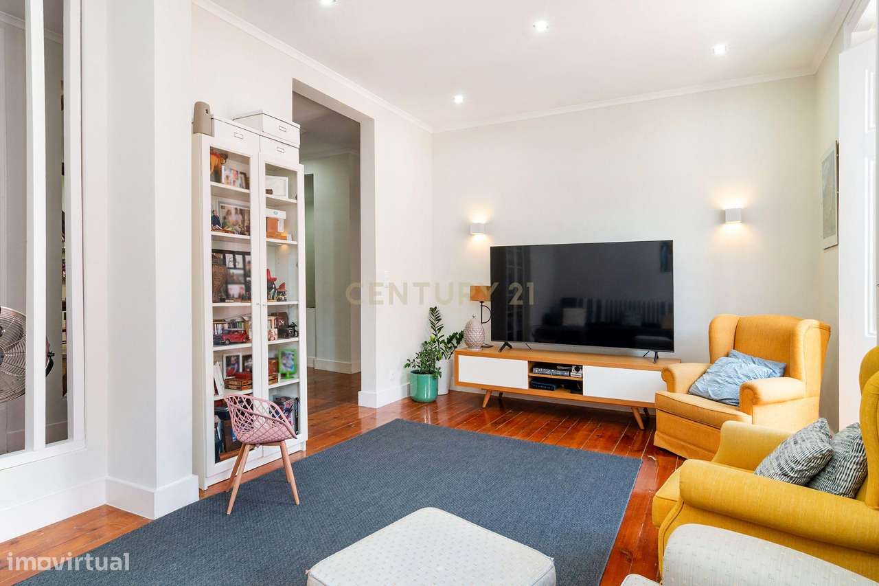 Apartamento de 6 assoalhadas totalmente remodelado em Belém - Grande imagem: 5/16