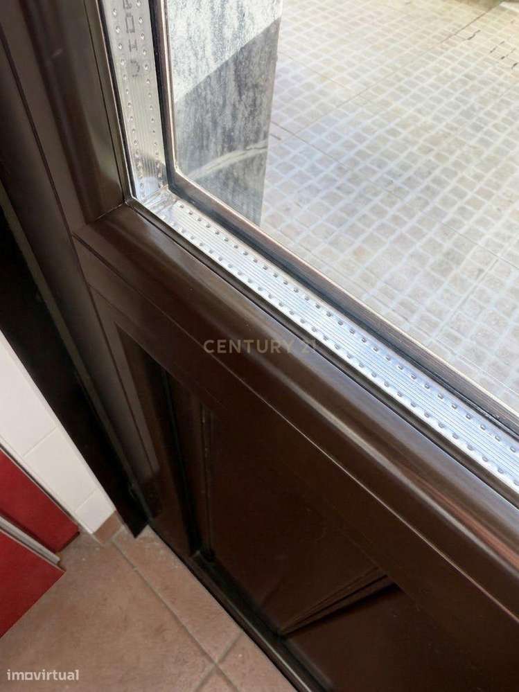 Apartamento de 2 assolhadas com terraço! centralidade absoluta...-9