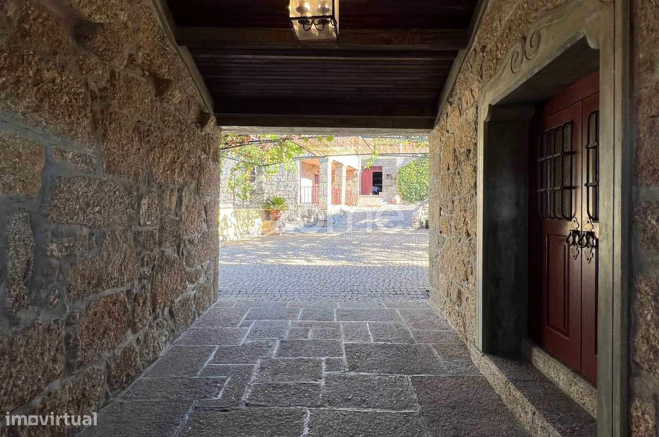 Casa de Agrêllo: casa +1, capela, piscina, jardim – V. N. C. Stº Ti... - Grande imagem: 5/51