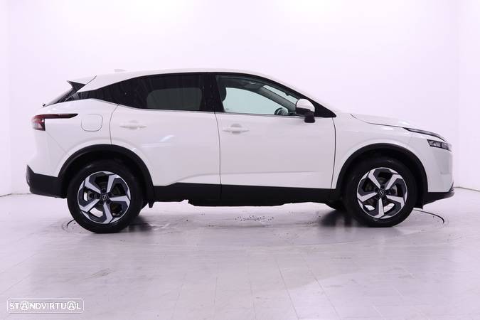 Nissan Qashqai 1.3 DIG-T N-Connecta - 8