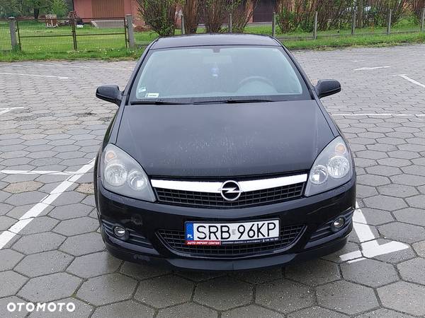 Opel Astra III GTC 1.6 Limited - 11