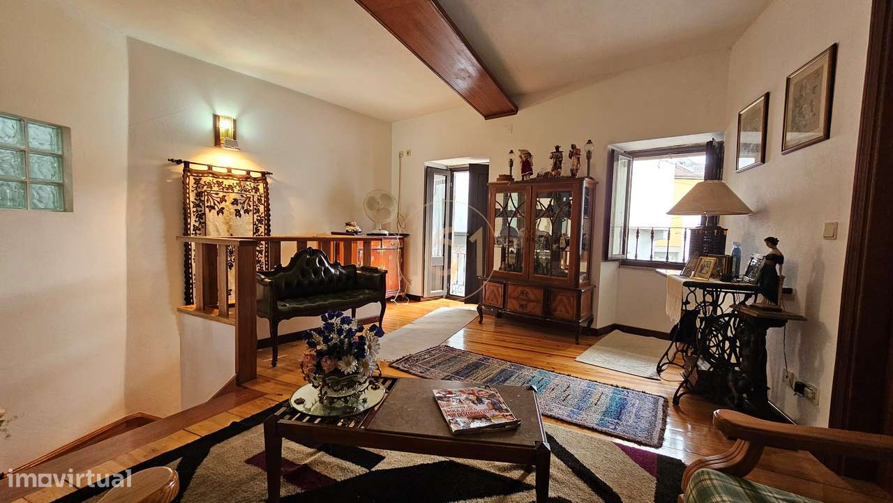 Duas Casas em Sendim - Miranda do Douro-35