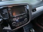 Mitsubishi Outlander PHEV Instyle NAVI + - 7