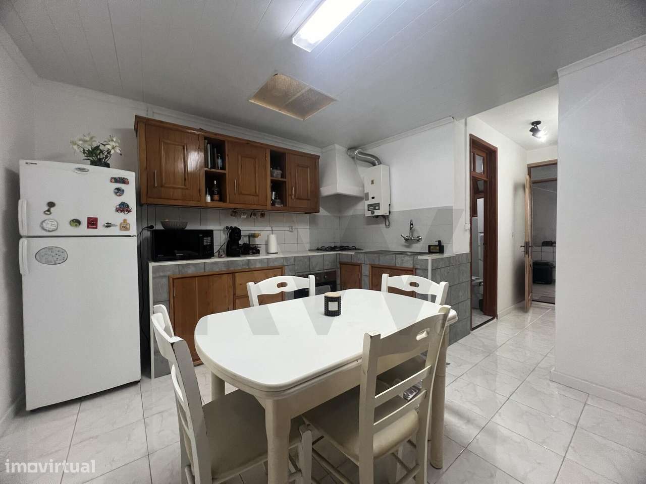 Moradia T1 + 1 na Ribeirinha com quintal e anexo - Grande imagem: 5/16