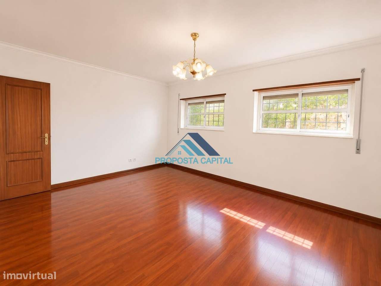 Apartamento T2 Tapada das Mercês-10