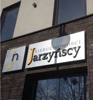 Nieruchomości Jarzyńscy Logo