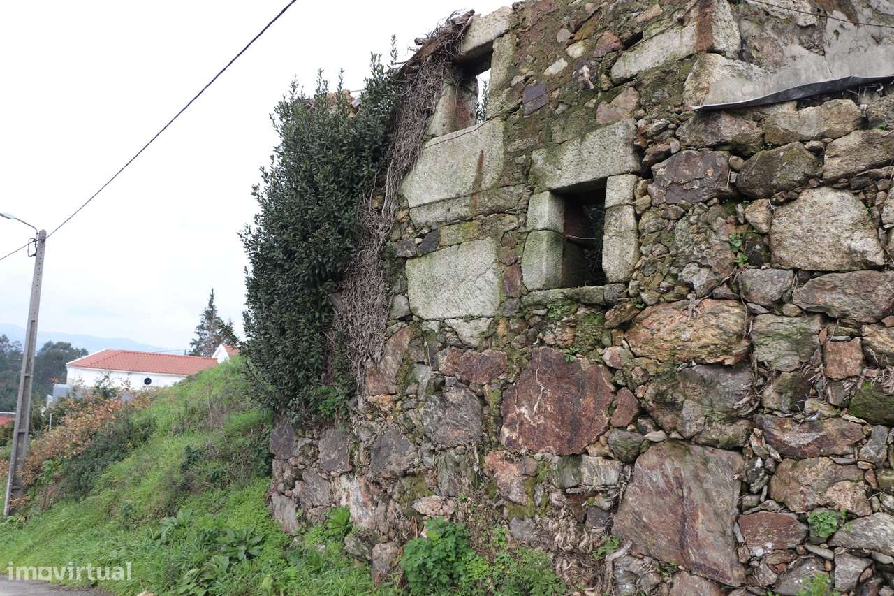 Moradia para Restaurar T2 Venda em Lustosa e Barrosas (Santo Estêvão), - Grande imagem: 4/9
