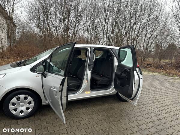 Opel Meriva - 18