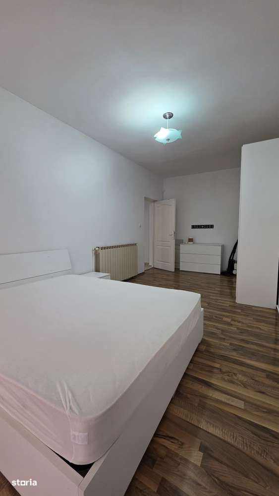 Apartament 3 camere, parter,zona V.P.Predescu - Imagine principală: 4/7