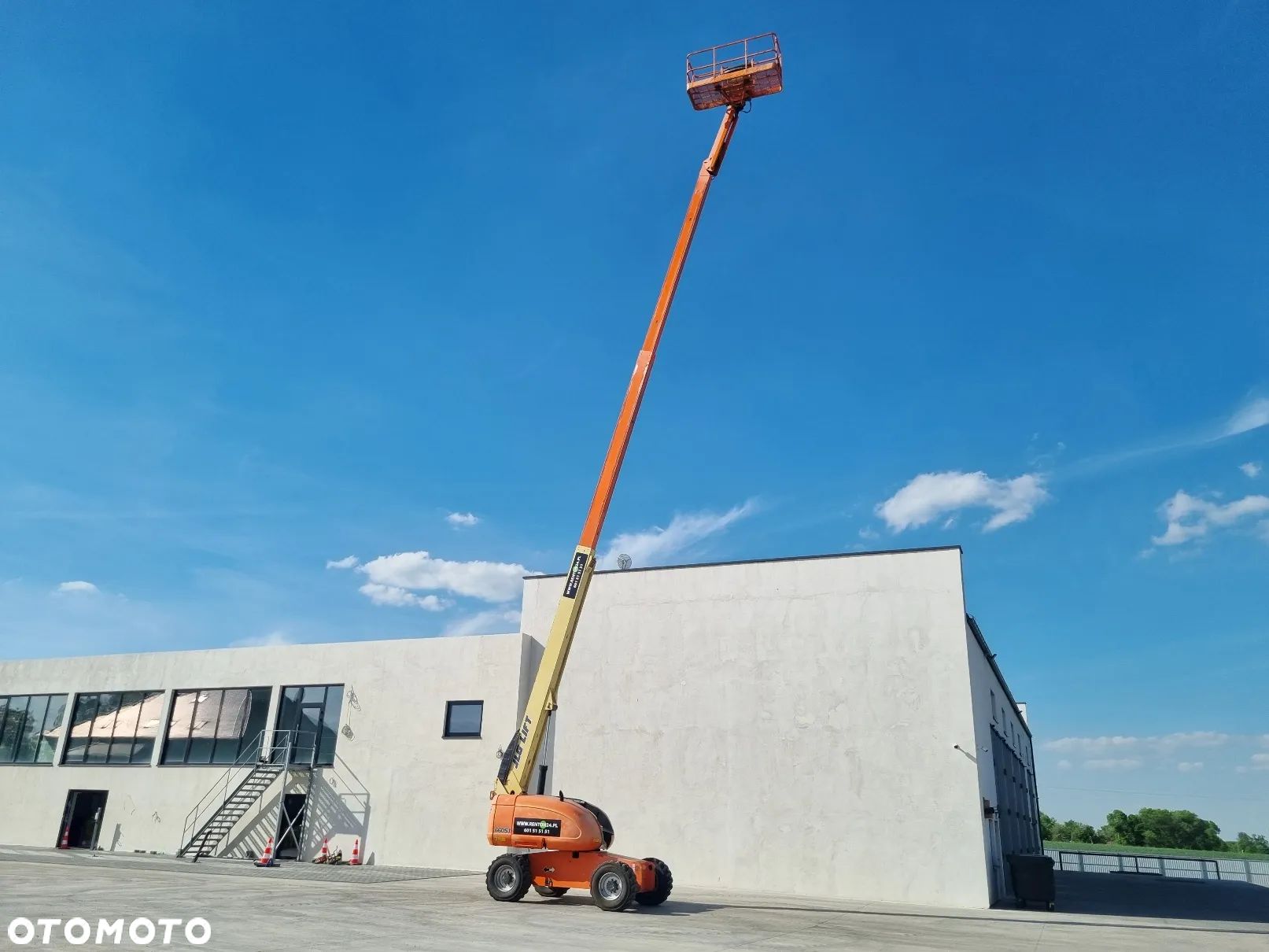 JLG 660SJ / Genie S-65 - 1