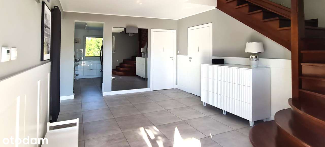 Luksusowy dom w zielonej okolicy z fotowoltaiką - Pełny obrazek: 5/14