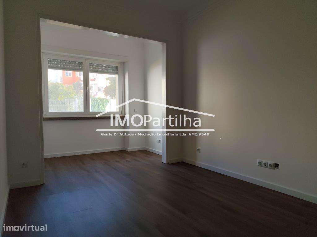 T2 P/ Arrendar em São Domingos de Benfica - Grande imagem: 4/15