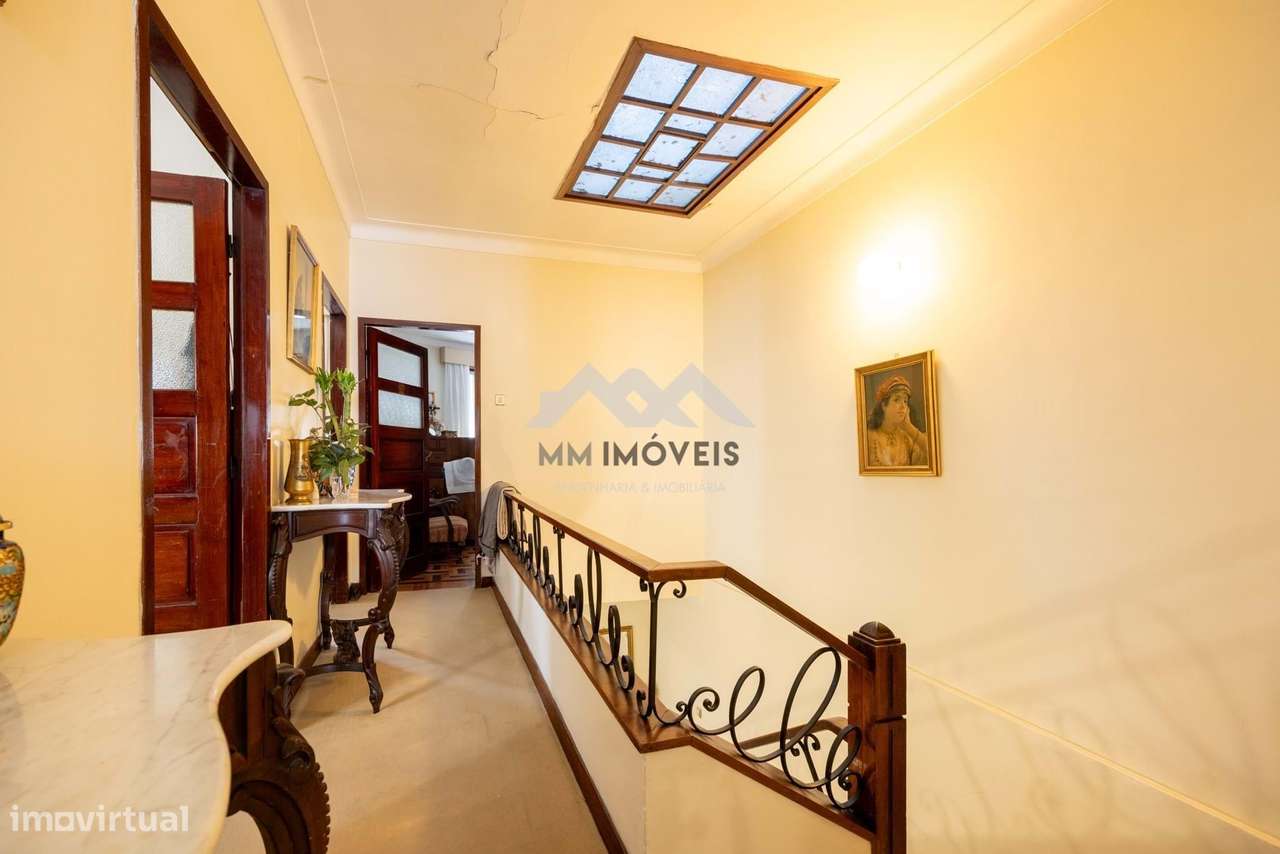 Moradia T5 | Porto - Antas | Espaço Exterior | Varanda | Garagem - Grande imagem: 2/22