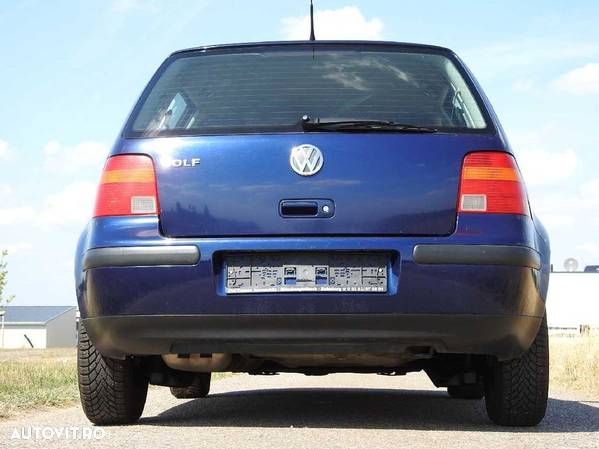 Golf4 scurt-hayon alb, verde, rosu, albastru inchis - 1