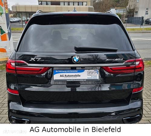 BMW X7 - 7