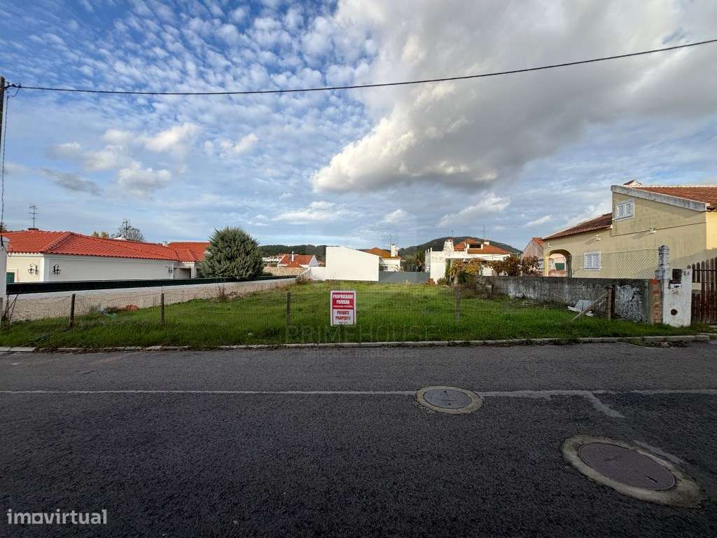 Lote de Terreno para construção com 620m2-3