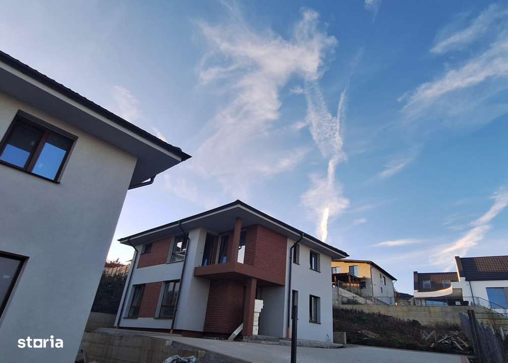 Case individuale moderne C1 & C2 – Dezmir, comuna Apahida - Imagine principală: 4/9