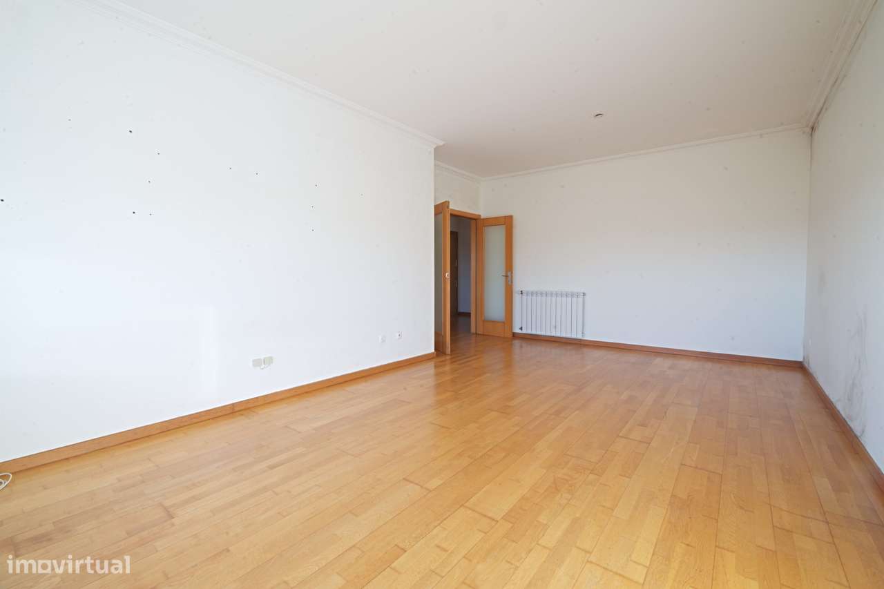 Apartamento T2 com Estacionamento e arrecadação - Montijo - Grande imagem: 4/25