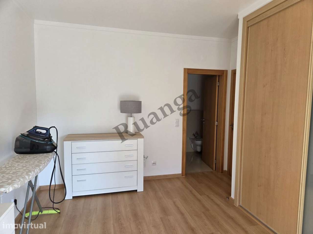Excelente Apartamento T3 Duplex com Elevador para Venda em Sines-9