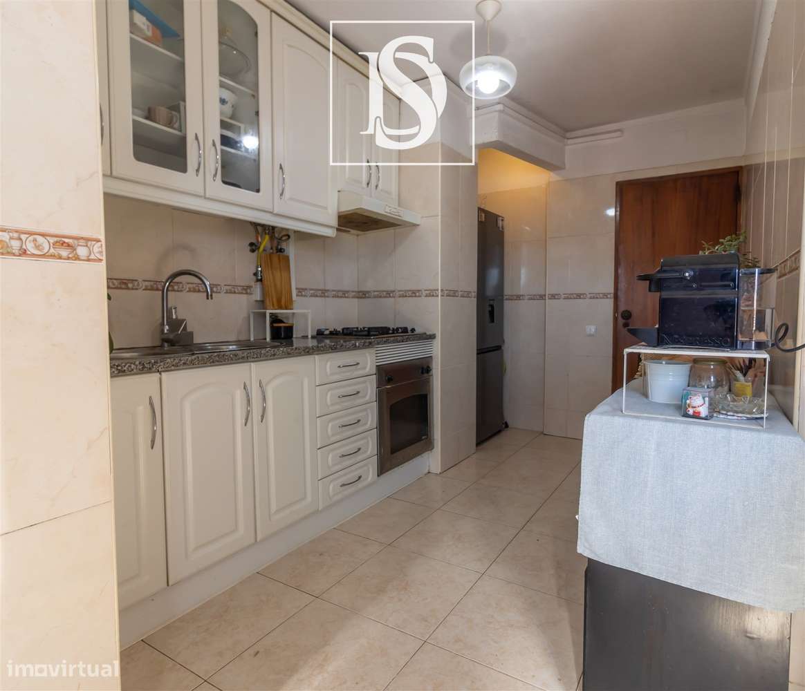 Apartamento T3 Venda em Almada, Cova da Piedade, Pragal e Cacilhas,Alm-26