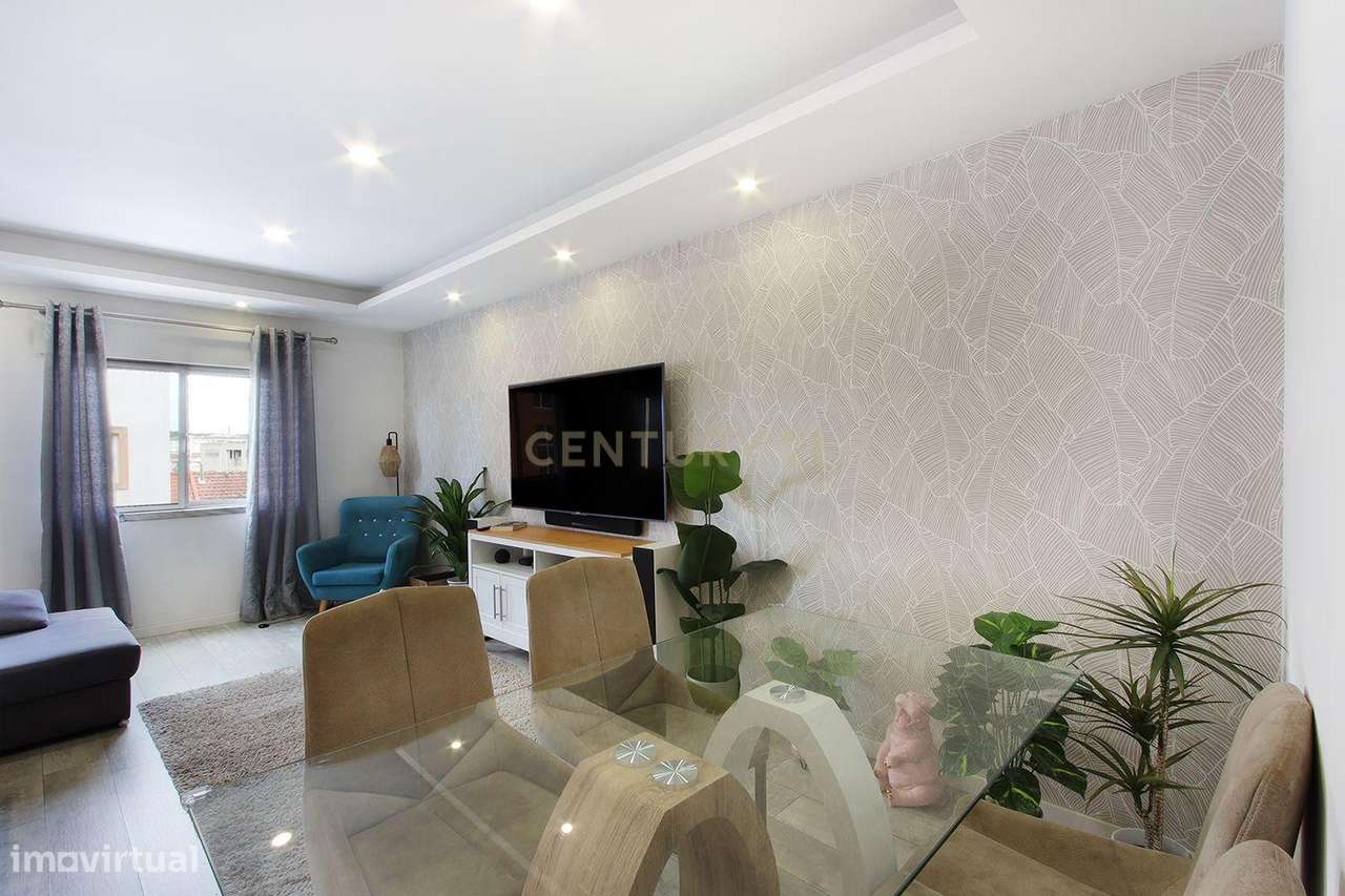 Apartamento T2 no Centro de Mem Martins-7