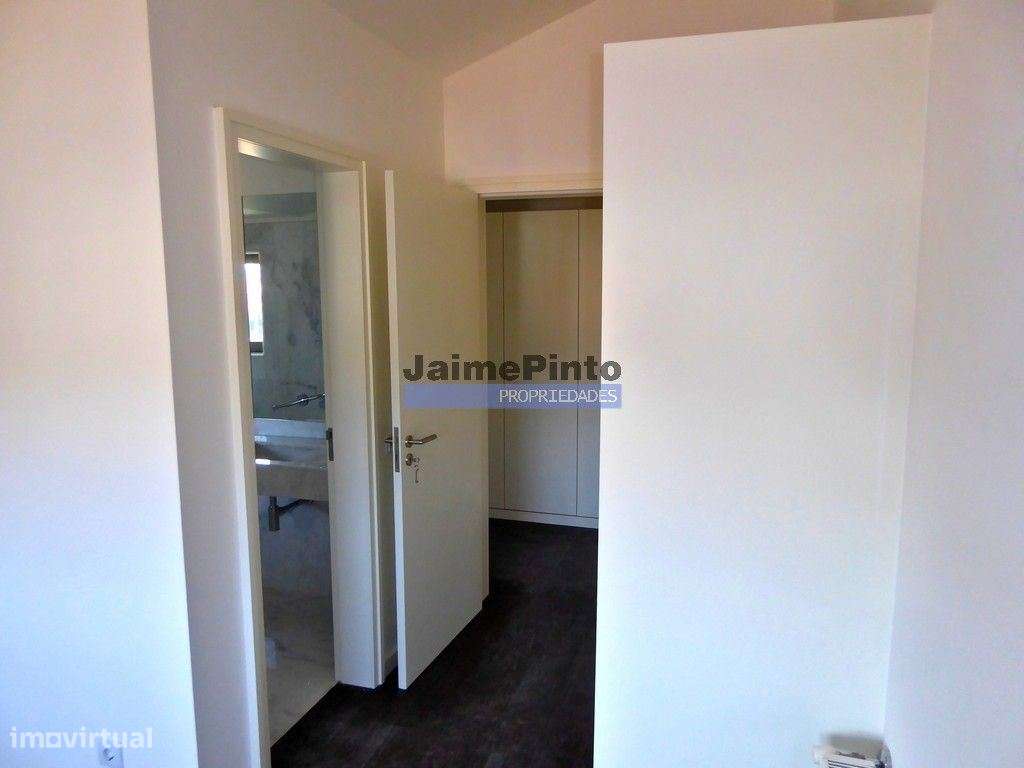 Apartamento de excelência T2. Portugal, Nevogilde, Porto.-5