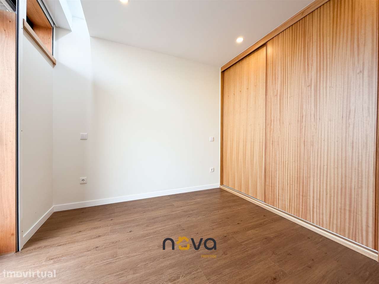 Apartamento T2 com terraço em Vila do Conde-16