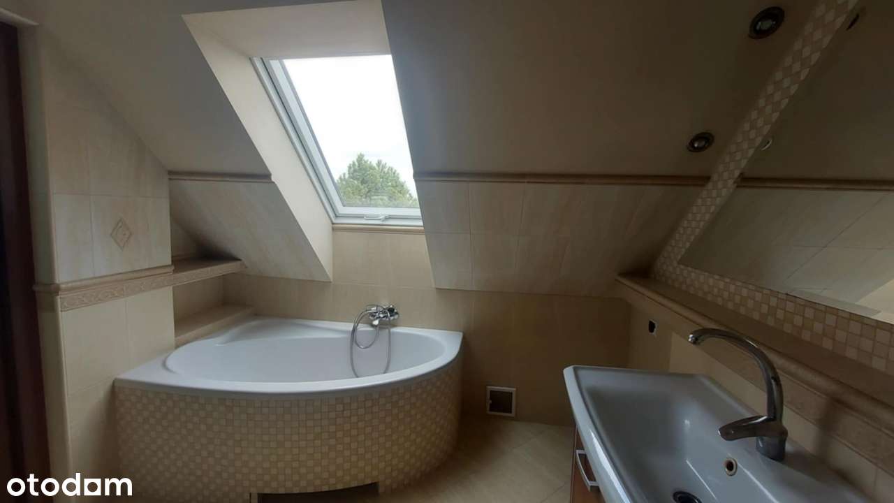 Dom w zabudowie bliźniaczej w urokliwej części Wejherowa-10